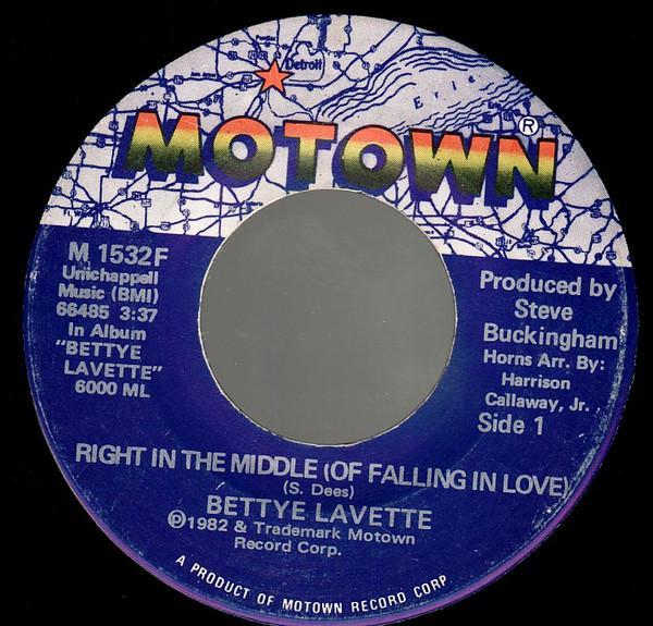 Bettye Lavette - Right In The Middle (Of Falling In Love)