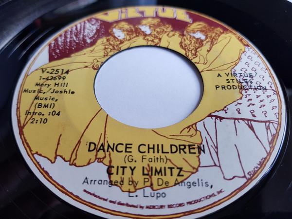 City Limitz - First Love