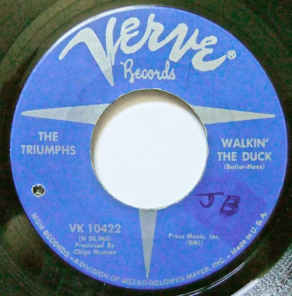 The Triumphs (4) - Walkin' The Duck / Turn Out The Light